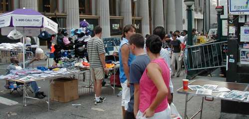 2002-0814-wtc-hawkers-nyc.jpg