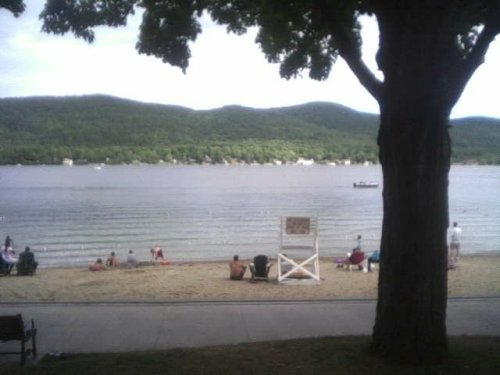 2005-0822-lake-george-picnic-view.jpg