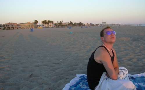2003-0808-david-at-santa-monica-beach-los-angeles.jpg