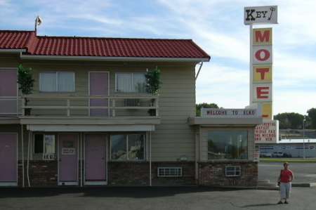 2003-0814-key-motel-elko-nv.jpg