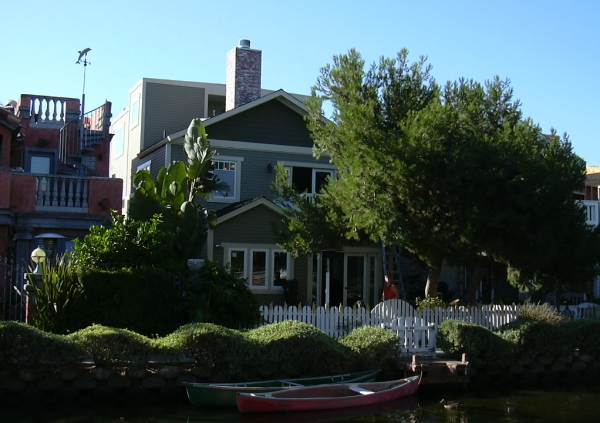 2003-0810-venice-canals-scotts-house-los-angeles.jpg